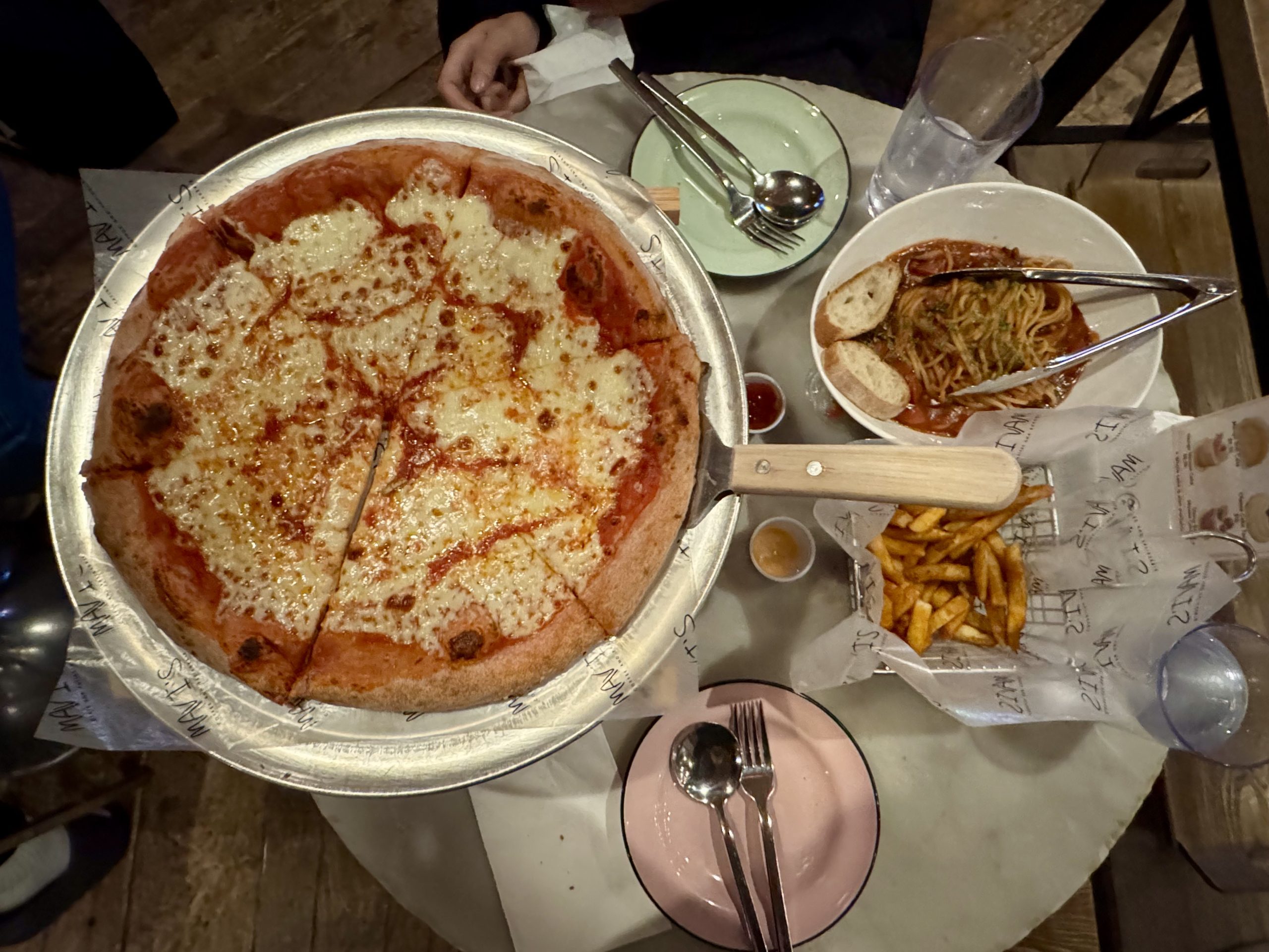 Mavi’s Pizza and Pasta